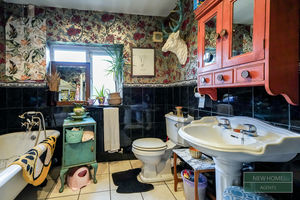 Photo 4- click for photo gallery